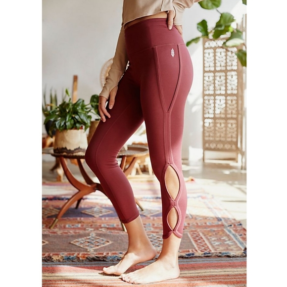 Free People Pants - Free People Movement Redwood 3/4 Red High Rise Cut Out Infinity Leggings